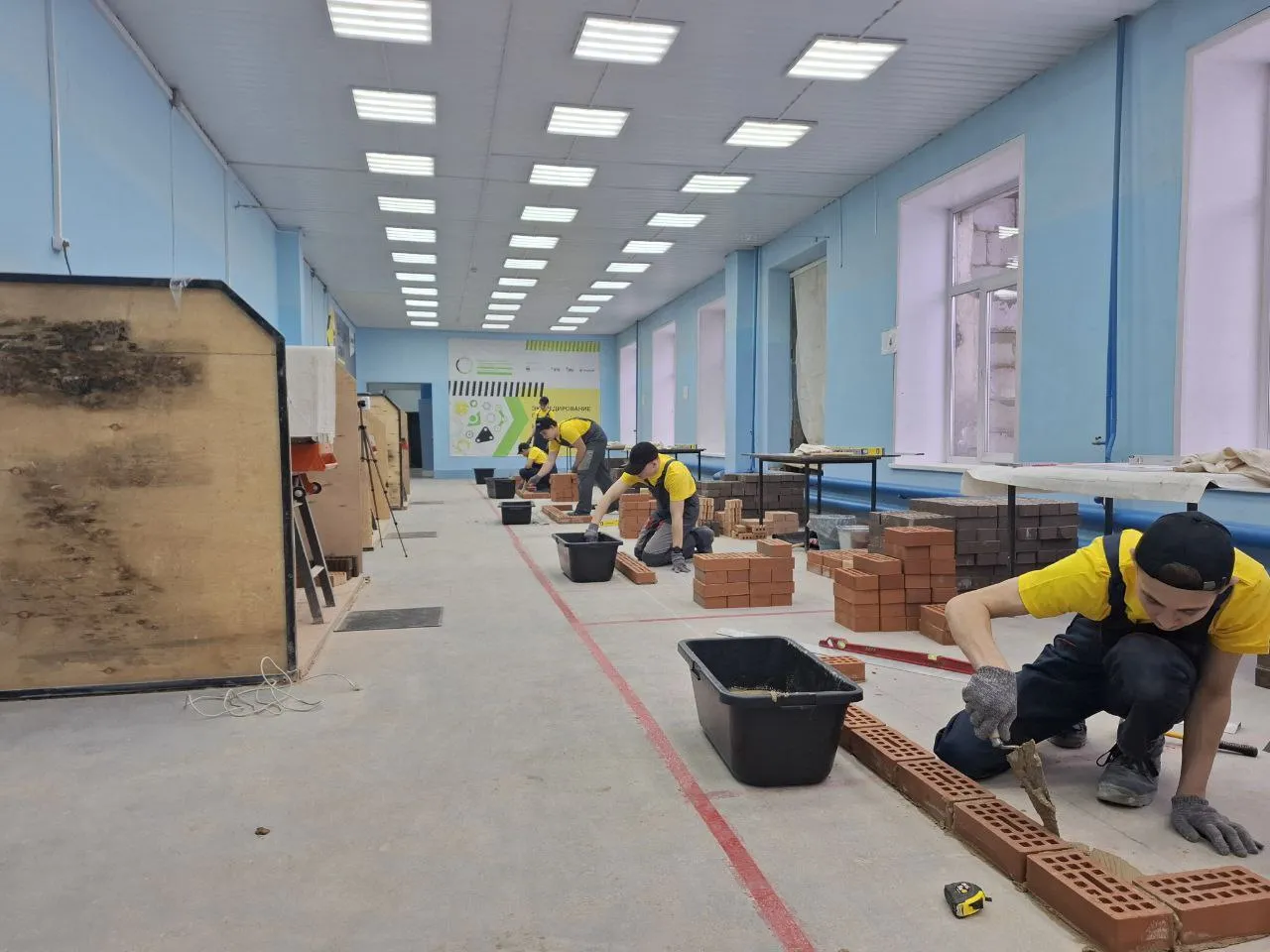 Первый соревновательный день чемпионата «Профессионалы» по компетенции «Кирпичная кладка»